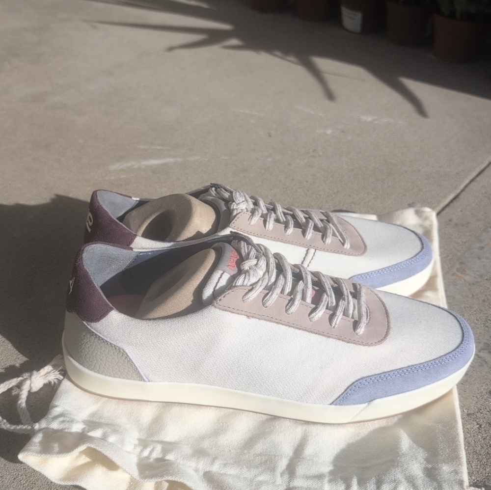 Men's Novella Chapter 01 / Verse 02 / Momotaro sneakers Size 10 NWOB